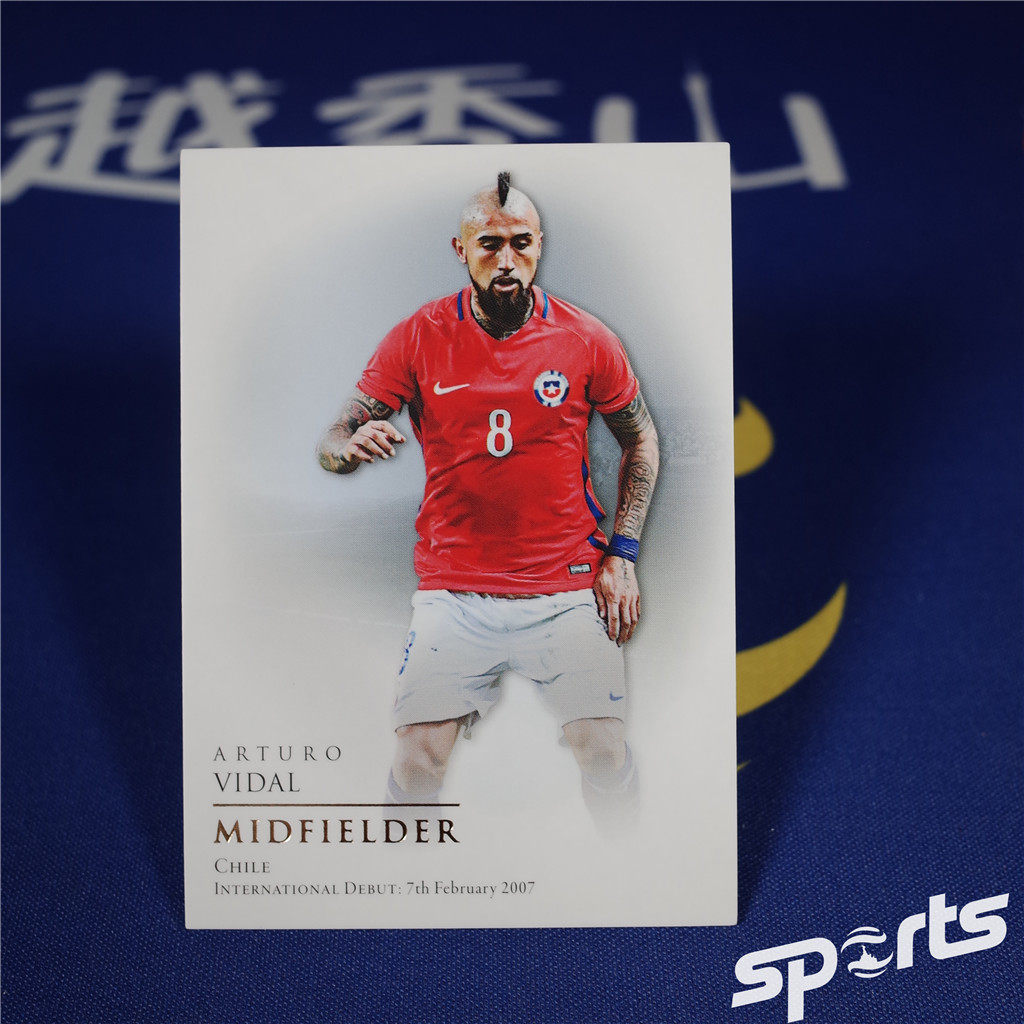 智利 比达尔Vidal 060号中场-基本卡 2018福特拉球星卡