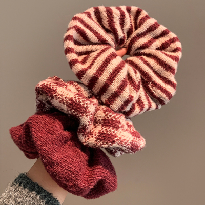 法式复古红色格子毛线针织大肠发圈女高级感超大号慵懒风头绳发饰