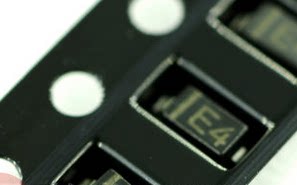 贴片稳压管二极管 MMSZ5234B 6V2 SOD-123 6.2V E4 二极管 E4