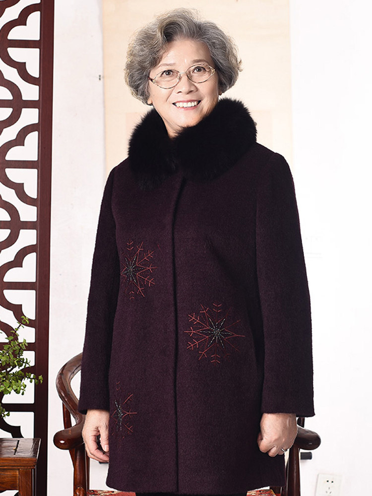 獭兔毛领毛呢大衣老太太衣服2025新款老年人妈妈外套阔太太衣服