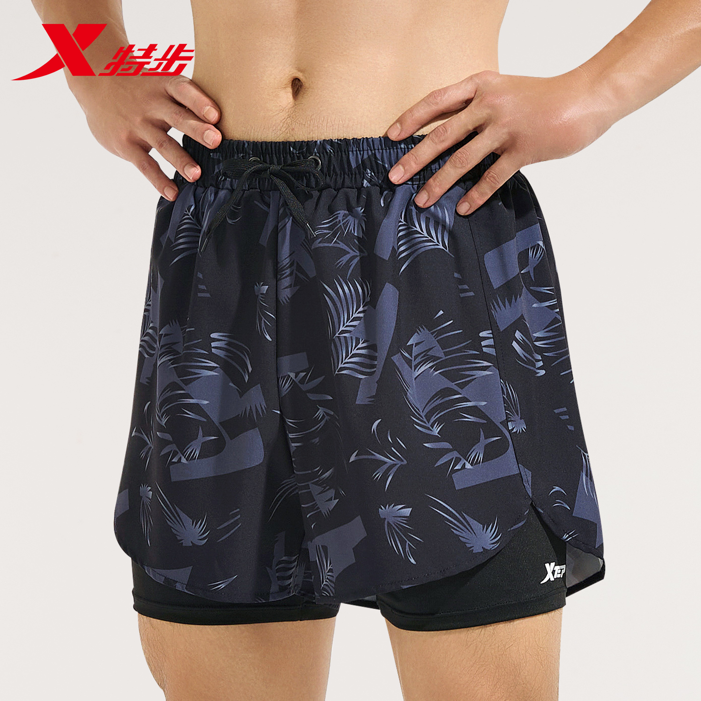 特步男士泳裤双层防尴尬游泳裤