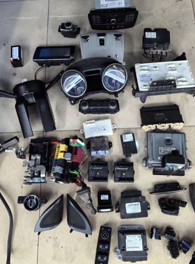 奔驰GLA级W156发动机变速箱电脑板ecu车身模块防盗点火锁着车一套