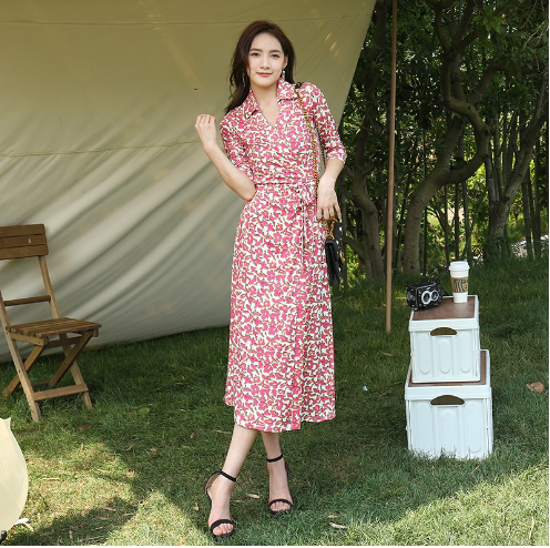 DVF2023春秋新款粉色柏树叶子