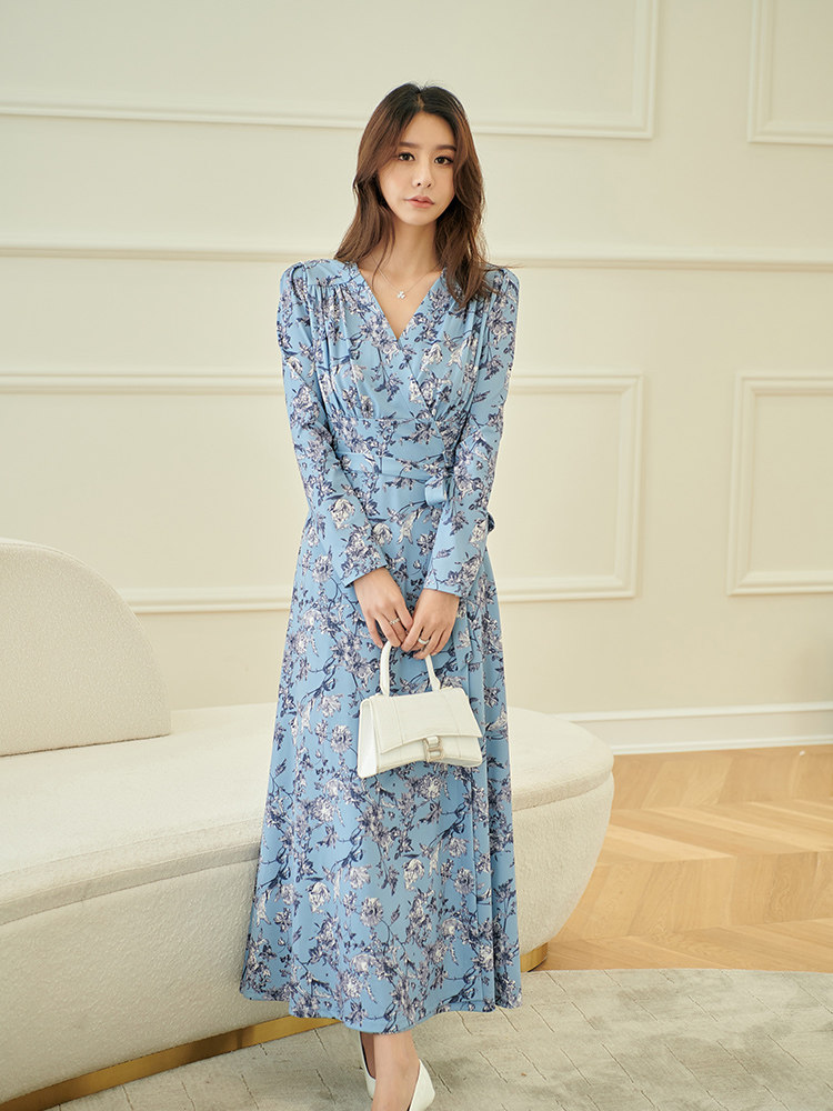 PG DVF连衣裙2023春夏装新款v领裹身裙春夏蓝底蒲公英复古花