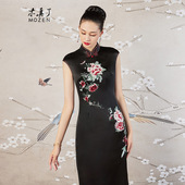 木真了复古改良旗袍裙新品 手工刺绣镶钻长款 宴会妈妈礼服622