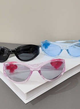 粉色爱心墨镜女韩版千禧风Y2K桃心辣妹骑行眼镜果冻软糖太阳镜潮