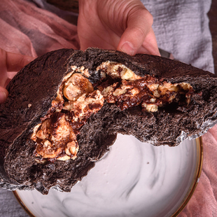 奥利队长巧克力芝士乳酪无花果欧包手作代餐零食