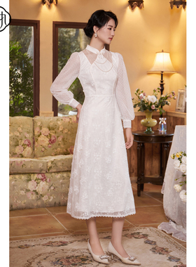 固执秋季新款新中式立领钉珠泡泡长袖蕾丝连衣裙10833LQ08255