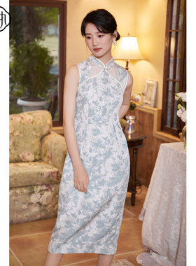 固执秋季新款新中式立领提花无袖改良旗袍连衣裙30433QP08281