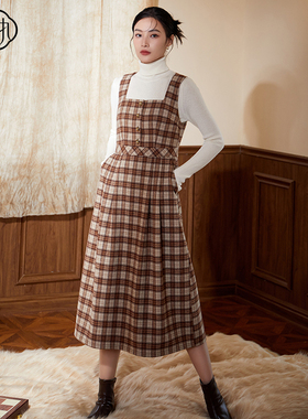 固执春季新款学院风无袖收腰显瘦格子背带连衣裙90234LQ08502