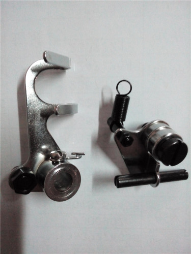 订扣缝纫机373钉扣机引夹勾线器零配件B2031-372 B2025-372全车