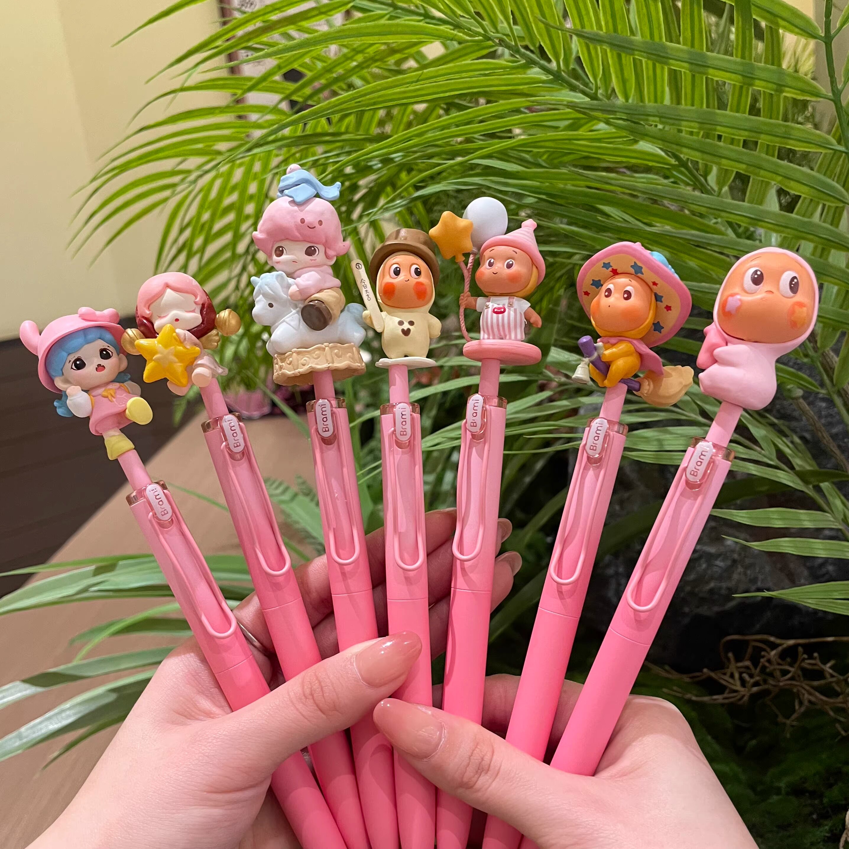 萌粒笔高颜值中性笔星星人妹妹哭中性笔