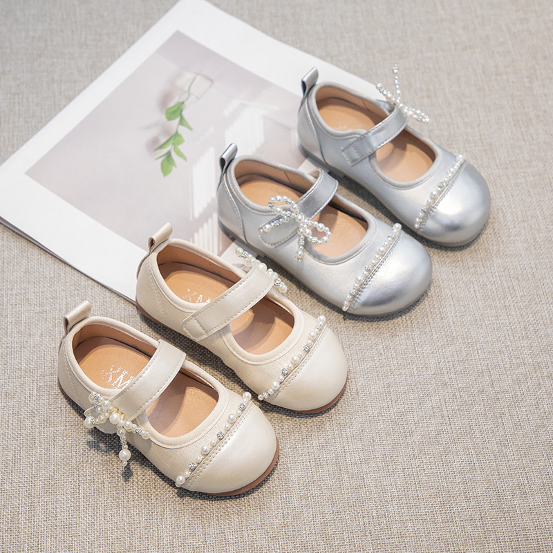 甜美风珍珠蝴蝶结玛丽珍鞋女童平底浅口防滑单鞋学院百搭表演鞋子