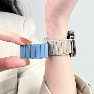 适用华为gt6表带gt5/6pro手表gt3手表带女男款watch5/3/4pro硅胶磁吸小米s4腕表gt2三星华米荣耀4pro运动41mm