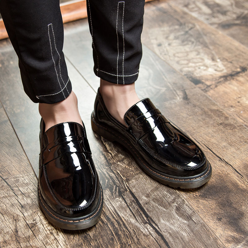 Ò»½ÅµÅ´óÍ·ÐÝÏÐЬKorean version trend round head shoes man