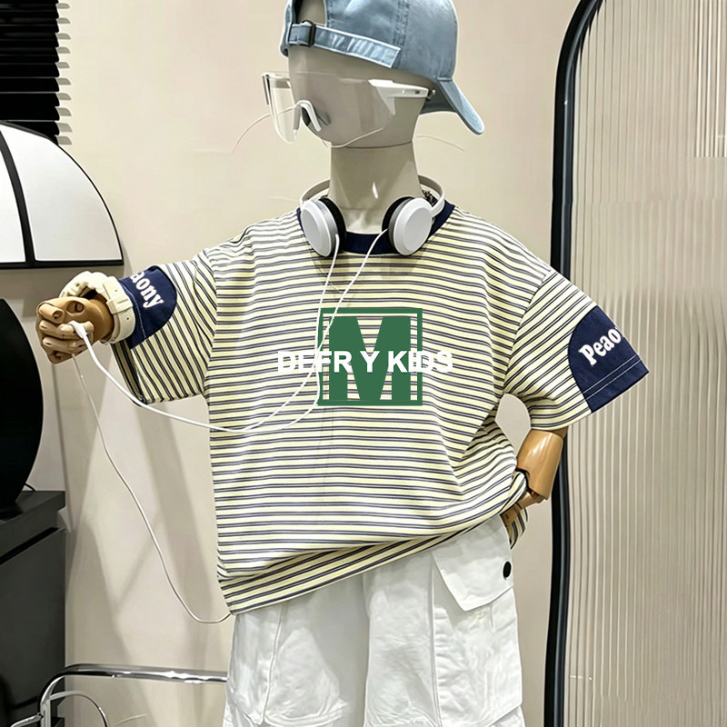 男童撞色条纹短袖T恤夏季新款韩版字母印花时尚宽松中大童潮流衫