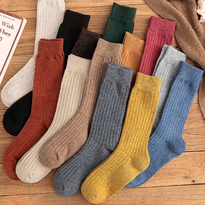 羊毛秋冬韩版百搭风纯色中筒袜