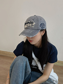 TUshu 美式 氛围法则～小众破洞设计鸭舌帽子女街头复古素颜棒球帽