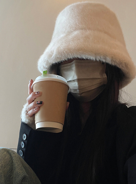 TUshu/早八保暖bi备～秋冬毛绒渔夫帽子女素颜显脸小盆帽防寒护耳