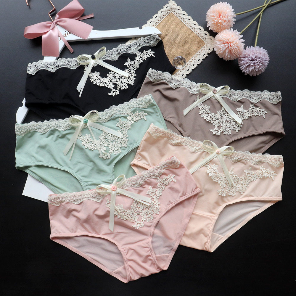 新款冰丝透气舒适日系女士中腰内裤女舒适提臀女式三角裤女纯棉档