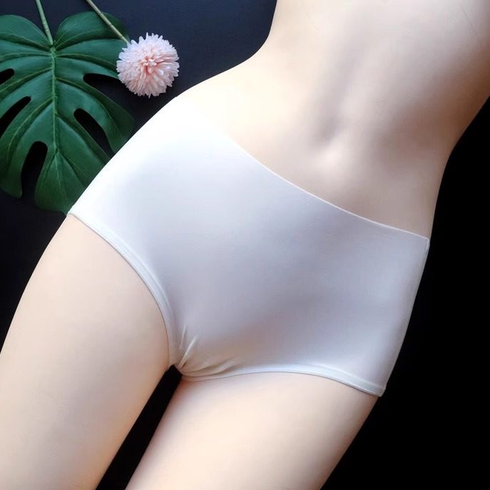 中腰一片式内裤女透气舒适女士三角裤无痕提臀时尚超薄无痕女生