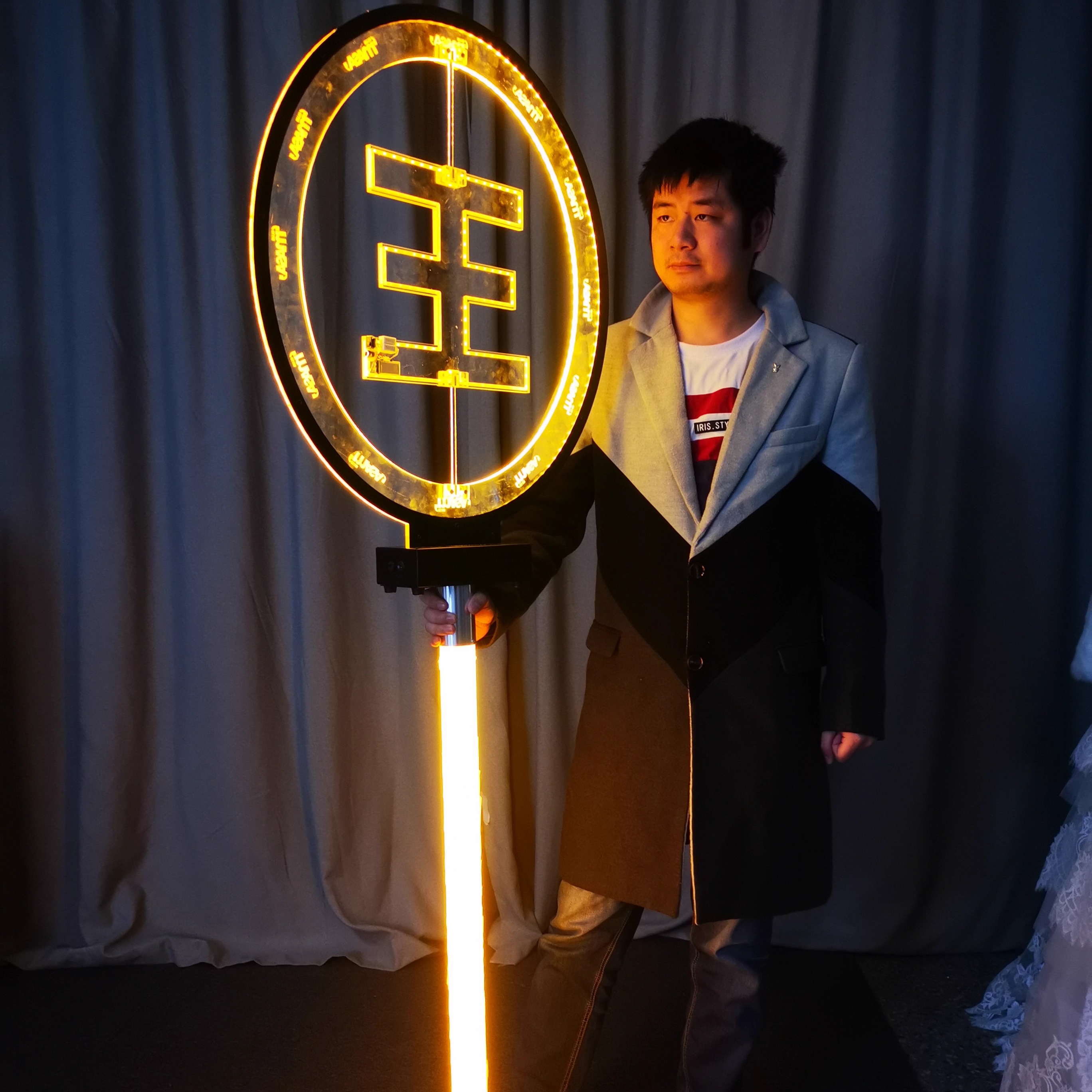 夜场KTV出酒传酒气氛道具手杖LED发光字权杖酒吧上酒屏幕编程权杖