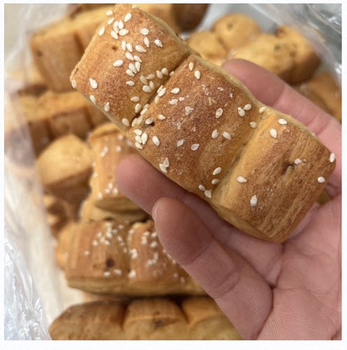 湖北广水特产手工自制芝麻鸡蛋锅盔碳火烤锅奎一斤18元拍3斤包邮