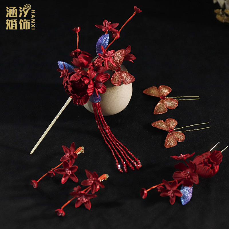 新款喜庆酒红色立体花朵流苏蝴蝶发簪新娘中式秀禾头饰古装发饰品