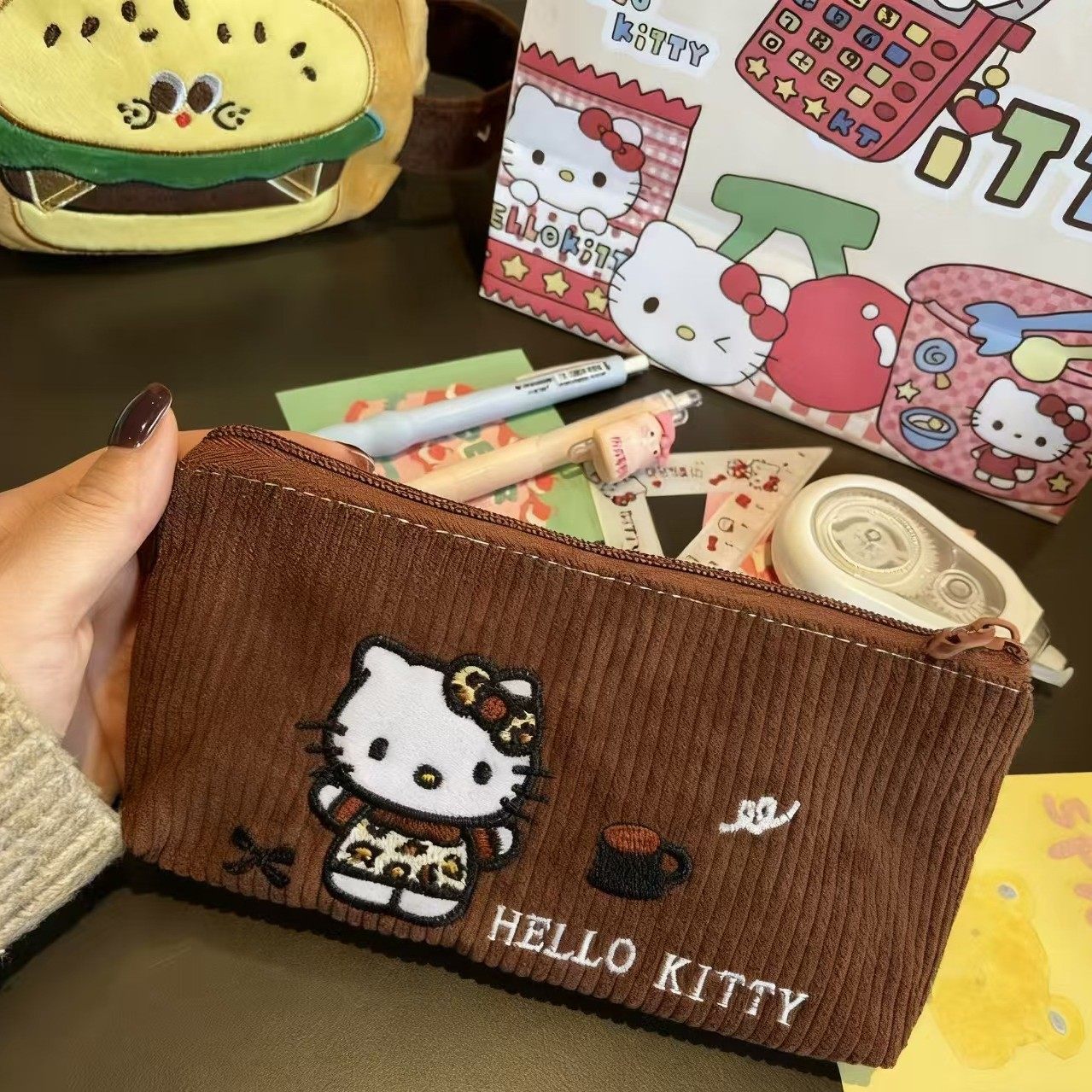 kitty猫灯芯绒笔袋新款ins爆款高颜值大容量学生文具收纳包笔袋,节庆用品/礼品,创意零钱包,淘宝优惠券,粉丝福利购,淘宝优惠卷