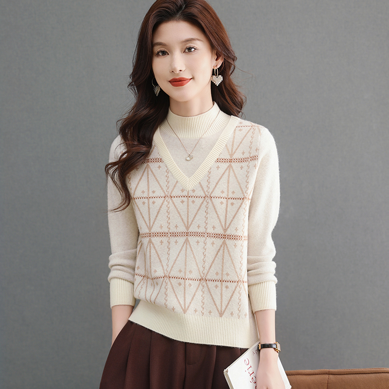 2024秋冬新款时尚假两件套毛衣女短款宽松显瘦内搭针织打底衫洋气