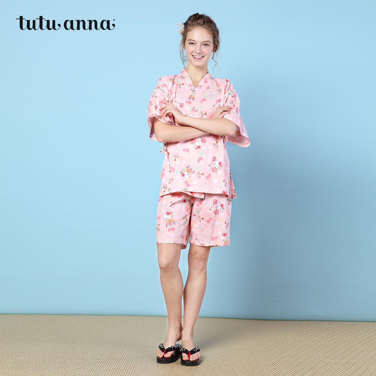 tutuanna2018´ºÏÄпî˯ÒÂÅ®ºÍ·çÉõƽHelloKittyÂúÓ¡Ì×װר¹ñͬ¿î