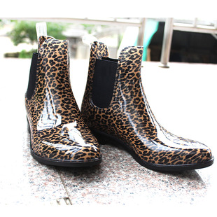 低筒女款 厨房鞋 雨鞋 雨靴水鞋 清仓轻便防水 花园鞋 防滑