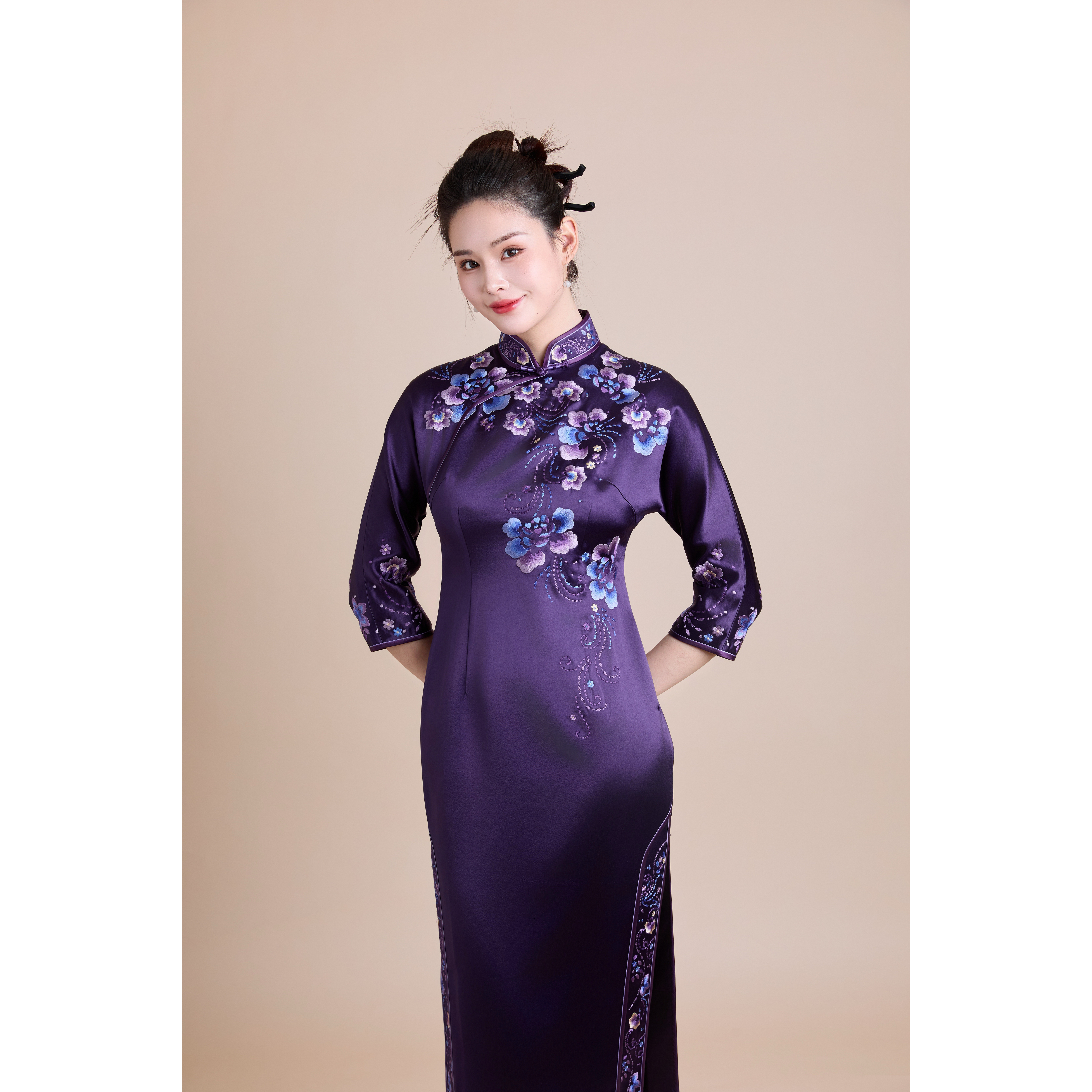 紫色牡丹七分袖麻缎减龄好看