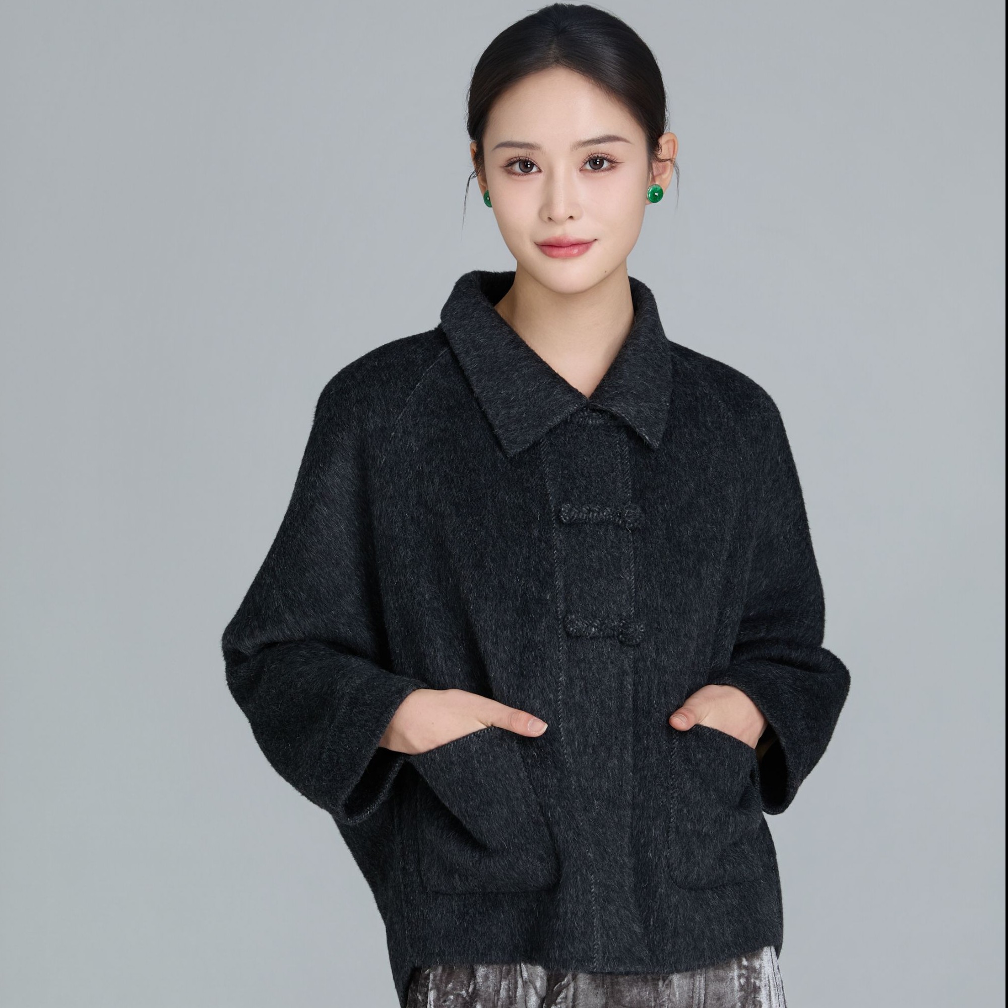 素心从简-中国风复古手工盘扣翻领毛呢上衣GB4AG020498