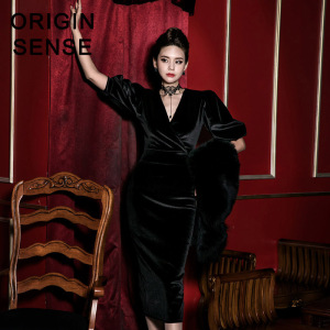 秋冬修身V领泡泡袖法式小香风金丝绒连衣裙中长款过膝包臀裙女