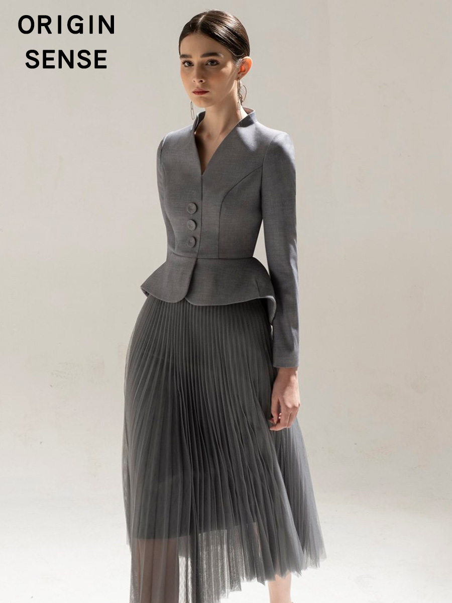 50年代欧式复古赫本风高档气质显瘦通勤洋气灰色时装两件套百褶裙