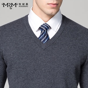 Thickened V-neck middle-aged business cardigan men's autumn and winter suit base sweater new sweetheart neck loose sweater