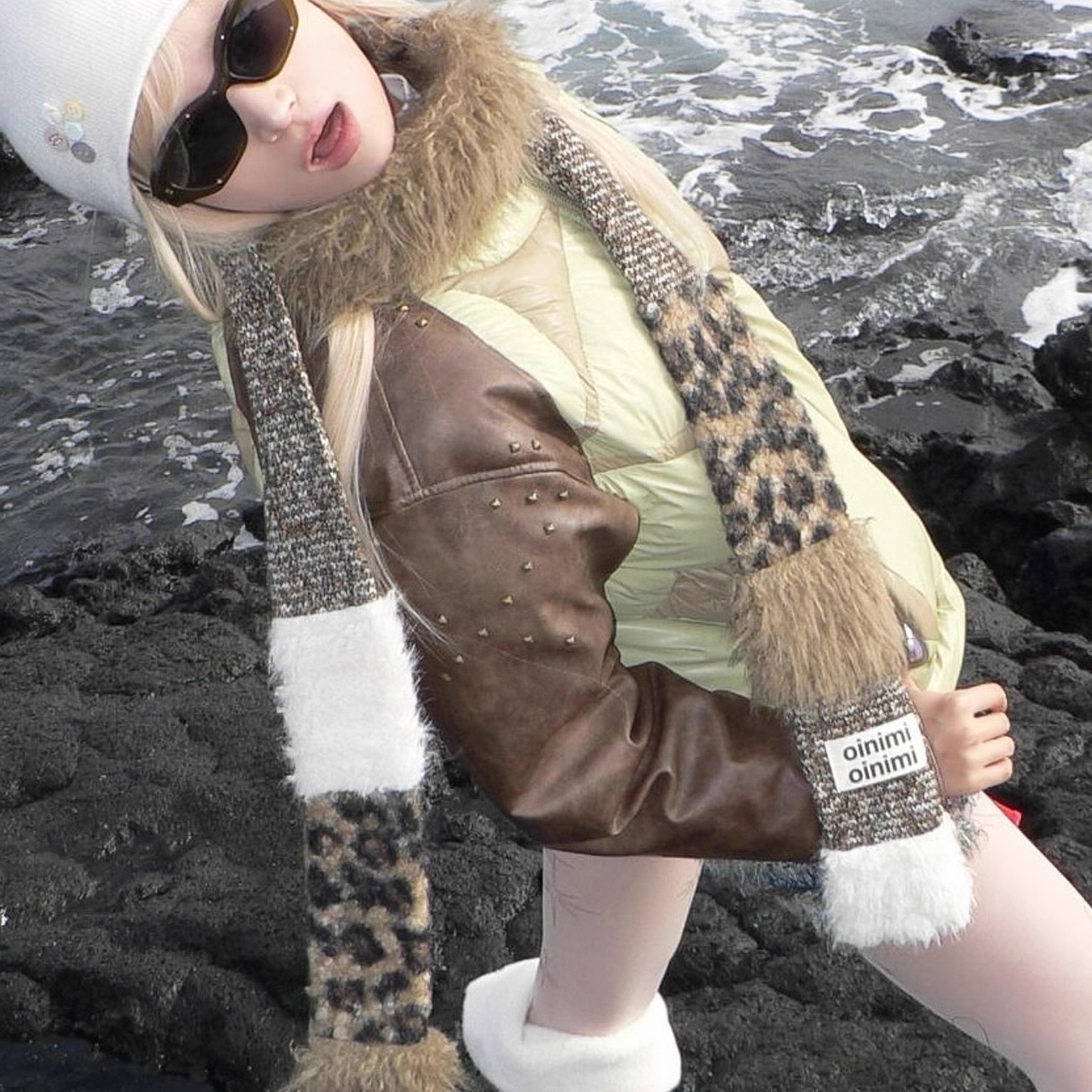 韩系氛围感豹纹拼接针织毛绒围巾街头辣妹围脖保暖穿搭搭配秋冬潮