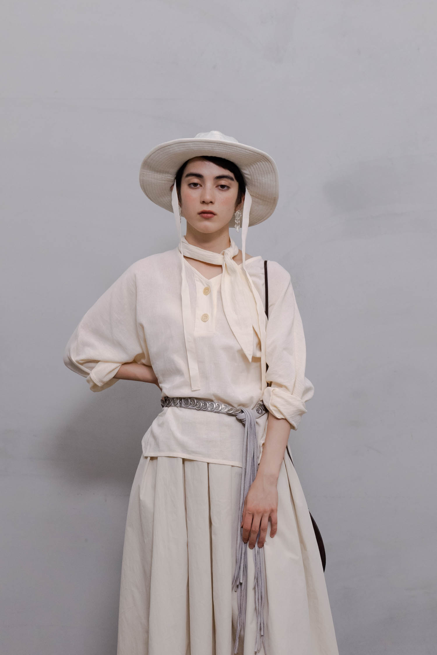 cleanfit连肩袖苎麻上衣