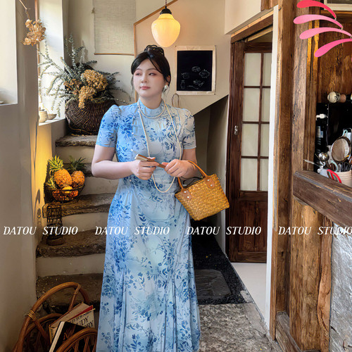 哒头.Studio【蓝绮】微胖大码2025年新中式显瘦初恋设计连衣裙女