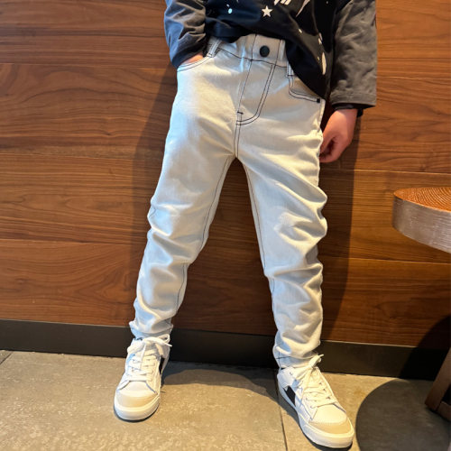 男童牛仔小脚修身长裤
