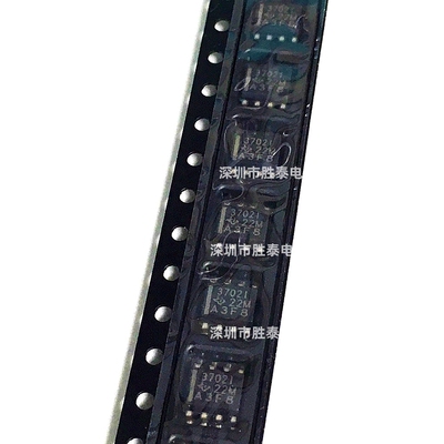 全新原装 TLC3702IDR TLC3702CDR 精密比较器芯片 贴片SOP-8 现货