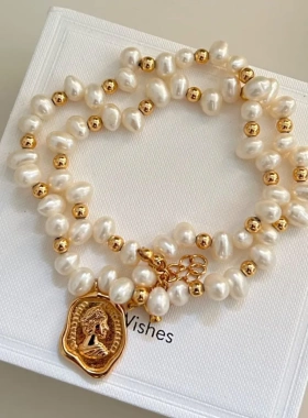 小清新时尚珍珠石形珍珠的链身女王吊牌项链高级感设计气质