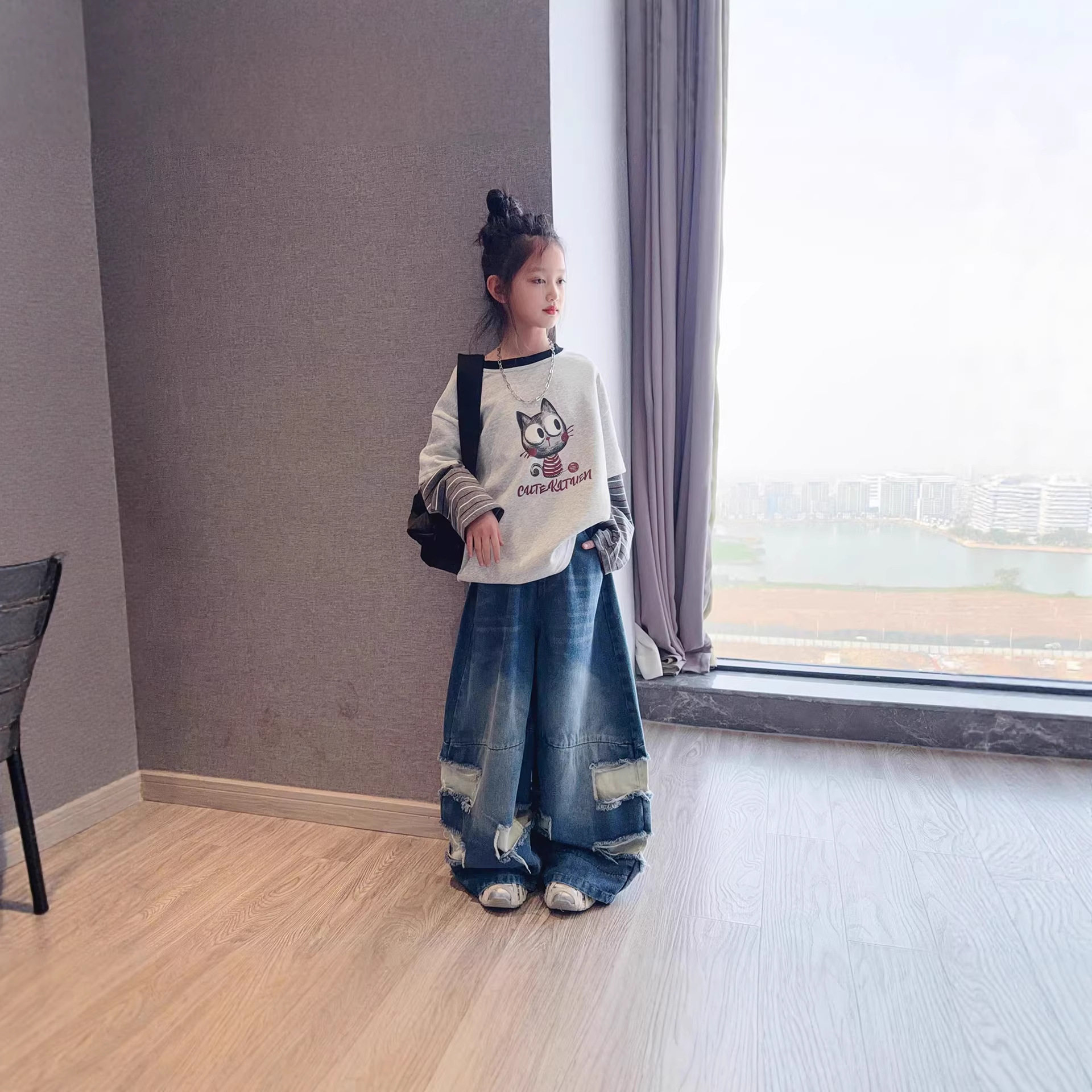 女童卫衣春装2026新款假两件上衣大童宽松休闲牛仔弯刀阔腿裤两件