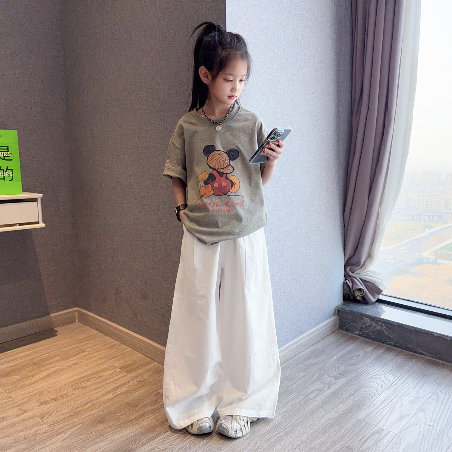 女童夏季套装2026新款洋气女孩韩系短袖T恤大童休闲阔腿裤两件套