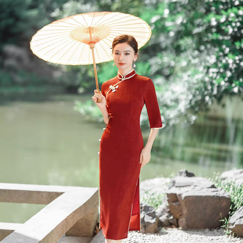逸红颜崔万志女装繁莳固执官方旗舰店专柜同款2026新款梦至超旗袍
