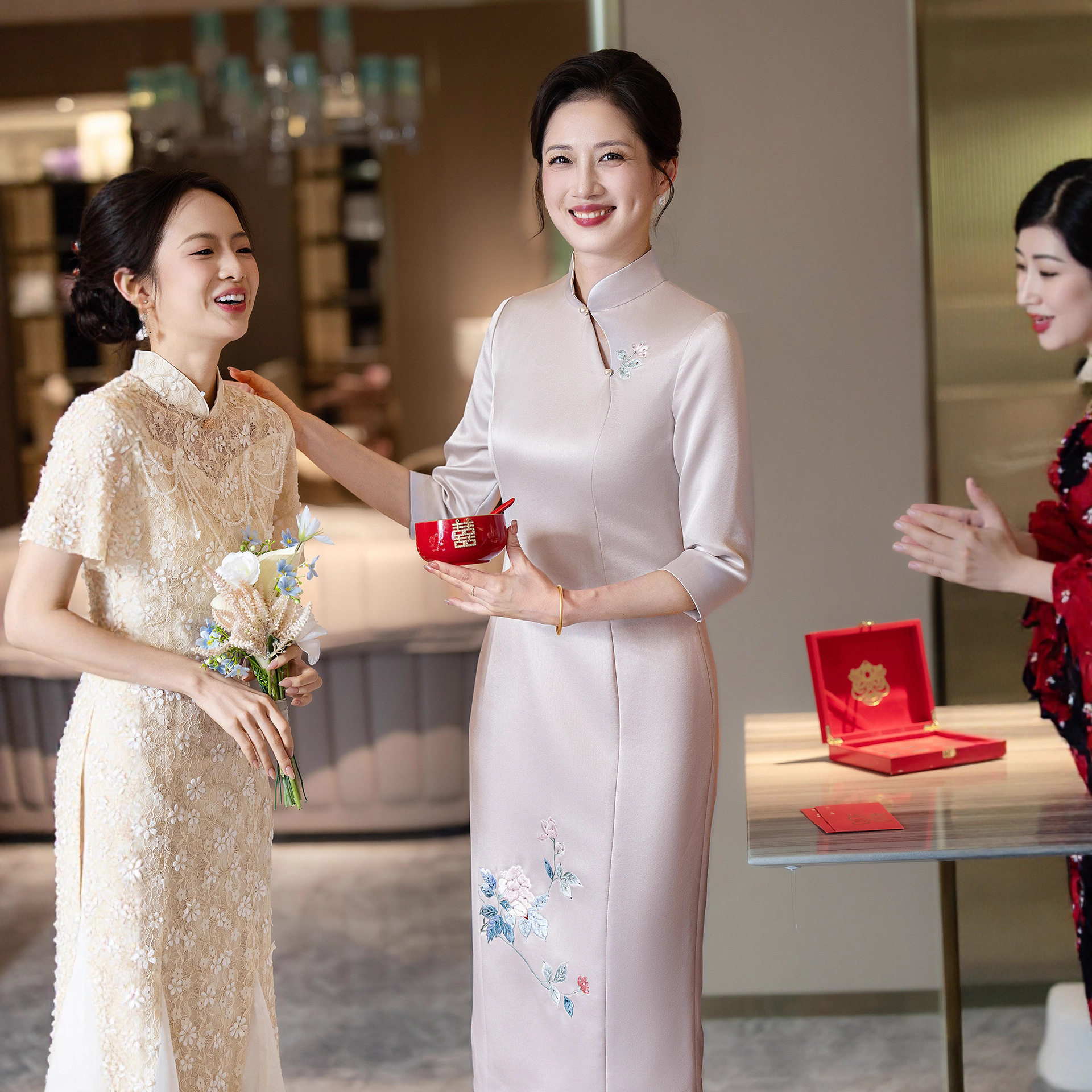 逸红颜一衿清禾花间辞2026新款奥黛挽苏崔万志官方旗舰店女装旗袍