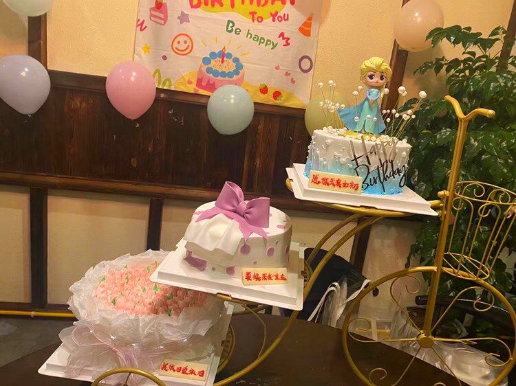 女神节告白气球生日蛋糕同城配送