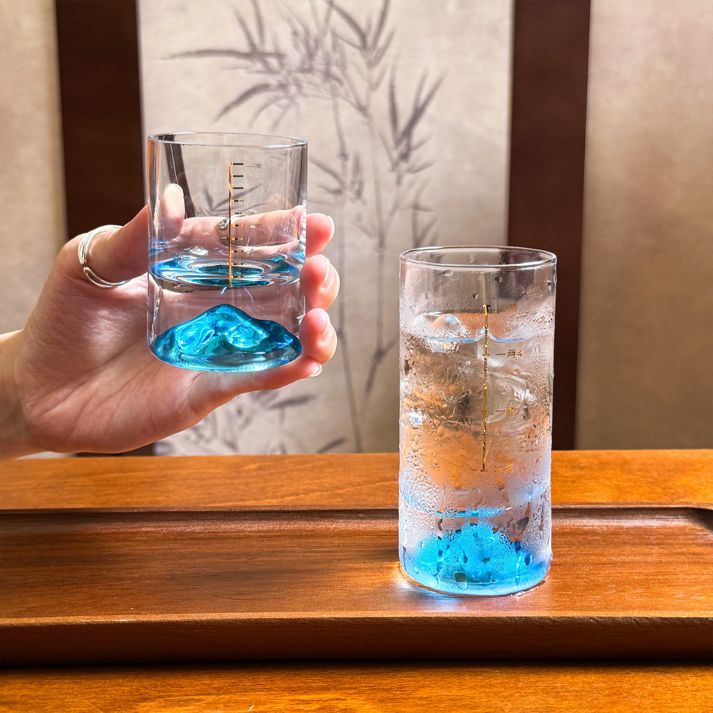 创意蓝山白酒杯套装家用轻奢高档带刻度二两酒具高级感玻璃一口杯