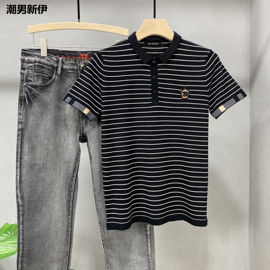男士条纹紧身韩版短袖毛衣徽章刺绣撞色针织衫半袖潮牌毛衫半截袖